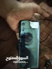  1 مطلوب شاشه تلفون ال جي  G5  الي معاه يتواصل بي