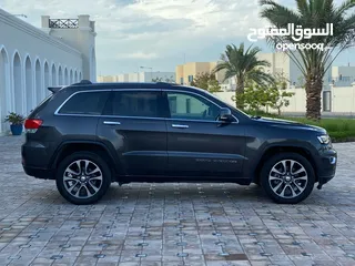  4 JEEP GRAND CHEROKEE LIMITED