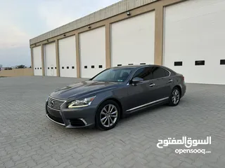  2 Lexus LS460 2014