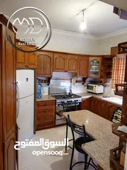  6 شقة للبيع الرابية مساحة 170م طابق ثالث اطلالة جميلة بسعر مميز جداً