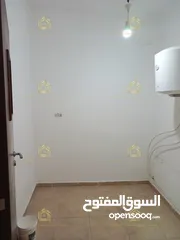  14 شقة مميزة - الجبيهة - 3نوم1ماستر - 220م - بلكونتين بإطلالــــه مميزة - قرب الخدمات العامة