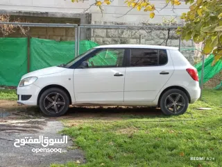  2 سكودا فابيا 2014 اصل برايفت1.4 للبيع
