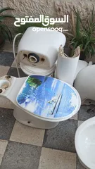  4 أغراض حمامات  بانيو فيربلاس عدد 2 _مغسله مع قاعدة عامودية عدد 3 _حوض فرنجي كامل عدد 3 _شطافة عدد 2