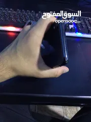  11 iPhone X  64GB  رمادي مش مغير اشي التلفون نظيف للبيع او للبدل على شاشة Pc