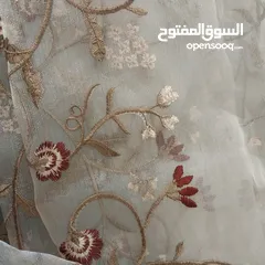  1 شيفون مطرز ورد خمري