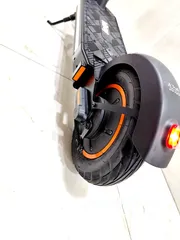  13 Hiboy MAX Pro Electric Scooter