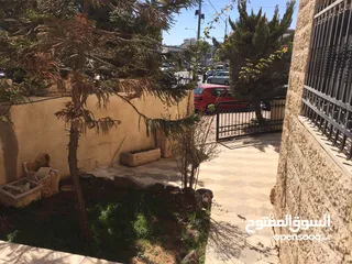  2 للبيع شقه ارضيه مساحة 140 في ضاحية الياسمين