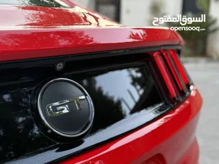  4 Ford Mustang Gt 5.0