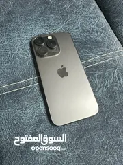  2 ايفون 15برو بحاله ممتازه جداً