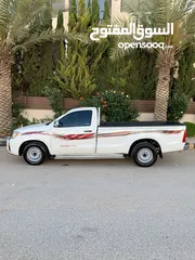  5 بكم تويوتا هيلوكس 2008 خمس شناكل خليجي  بسعر مغررررري