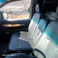  13 للبيع بسعر مغري باص ستاركس