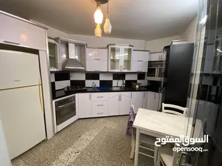  7 شقة سكنيو مفروشة للبيع او الايجار