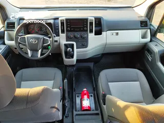  9 Toyota Haias  gcc model 2020  km 50000