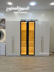  6 خزائن زجاج