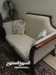  2 طقم كنب كلاسيك للبيع