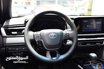  14 تويوتا كامري هايبرد رمادي 2025 Toyota Camry Hybrid HEV