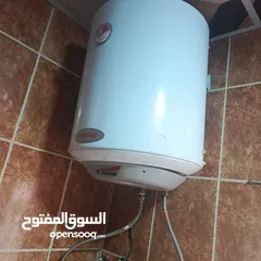  1 قيزر  للبيع