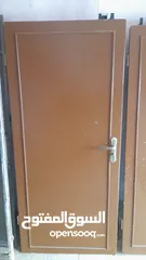 6 ابواب خشب للغرف و الحمامات