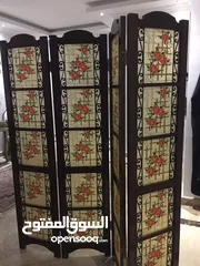  1 بارتشن خشب زان مع زجاج معشق ارتفاع 180سم والعرض 160سم شبه جديد قابل للتفاوض
