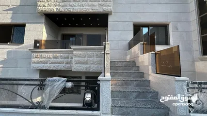  30 شقة جديدة طابق ارضي مدخل مستقل مع مطبخ راكب للبيع دوار صحارى قرب قصر العوادين.