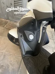  2 سكوتر Kymco Agility 2021 للبيع استعمال خفيف جداً