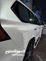  8 لكزس 2018 فئه LX570 عداد175 الف رقم بغداد للبيع