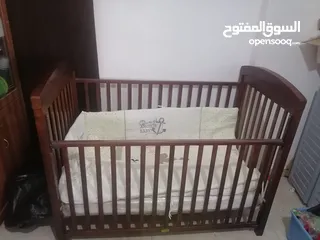  10 سرير بيبي للبيع ماركة جونيور