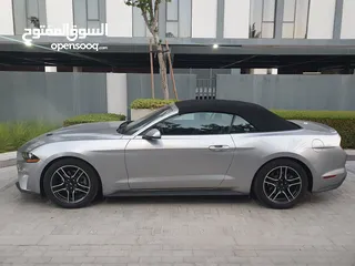  7 Ford Mustang premium 2020