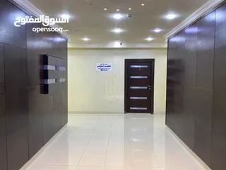  13 في موقع حيوي ومميز في مرج الحمام مجمع تجاري للبيع مكون من خمس طوابق بسعر مغري/ ref 9027