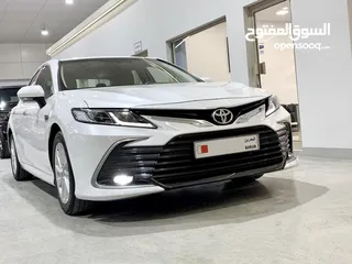  5 Toyota Camry GLE (28,000 Kms)