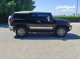  10 Toyota Fj Crosier 2012 Gcc Top full opstions