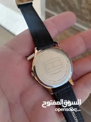  3 ساعة تومي هيلفيغر