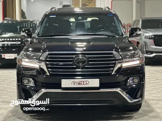  2 Land Cruiser VXS Black Edition