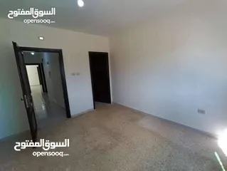  9 شقة مميزة جدا للبيع في البيادر حي الرونق قرب مدرسة ارقى التربوي