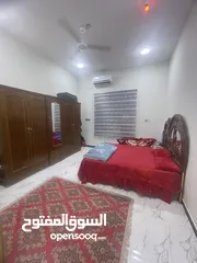  7 بيت جديد 300 متر في الصالحيه شارع اللواء