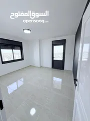  3 -شقق بمساحة 113-117م  -تشطيب كامل مع مطبخ  -بناء حديثا الدفع كاش  تقسيط(دفعه 30٪وأقساط لمده 40 شهر)