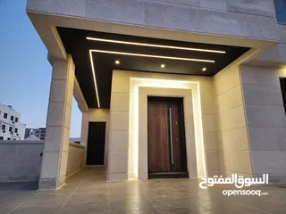  26 شقه ارضيه مميزه مقابل سكن خاص 240 م داخلي 4 نوم حي الصحابة كرادور عبدون رجم عميش تدفئه تحت البلاط