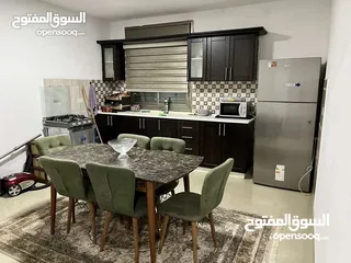  2 توجد الشُقة في عمارة الكريم الماصيون بجانب محطة الهدى للمحروقات - شارع فندق جراند اوشن