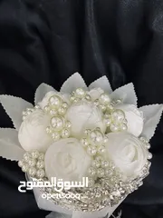  3 باقة مناسبات (عرس او خطبة او لكل محبي ورد الفاوانيا الأبيض الفخم)