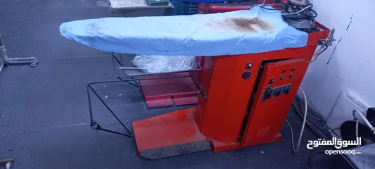  1 عده محل دراي كلين ملابس بحاله ممتازه وعلى الفحص.