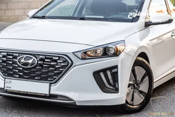  23 Hyundai Ioniq Hybrid 2021  السيارة وارد كوريا و بحالة ممتازة جدا و قطعت مسافة 135,000 كيلو متر