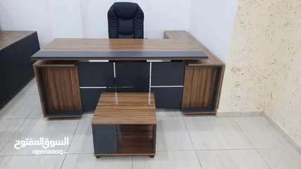  14 ‏مكتب مدير متميز   مكتب + الجانبية مع طاولة أمامية مقياس مترين
