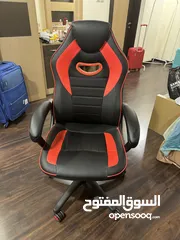  1 Rolling Chair for gamers