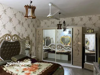  13 بيت للبيع بحي الحسين  خلف كليه الرشيد
