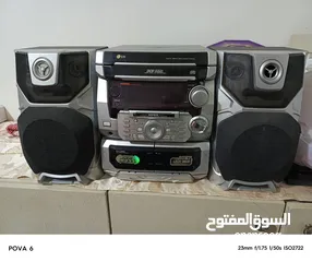 1 ستيريو دبل كاست مع سيدي عدد 3 و راديو سماعات صوت رائع عالي جدا النوع LG جهاز ولا اروع
