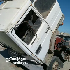  4 رينو ساحبة