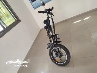  4 دراجة كهربائية للبيع  اقرء الوصف مشان توخد فكرة