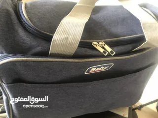  5 اغراض بيبي شفاط حليب للبيع استخدام قليل جدا و  شنته أطفال و كار سيت ( كوت )