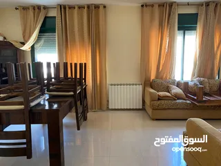  1 شقة طابق 2 في عمارة صغيرة في منطقة المصايف - منطقة مطلة