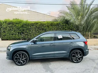 2 سكودا كاروك سبورت لاين بلاك ايديشين بالسعر المميز والمنافس
